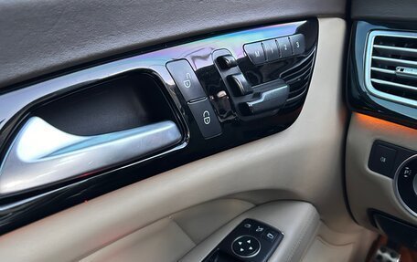 Mercedes-Benz CLS, 2012 год, 2 300 000 рублей, 22 фотография