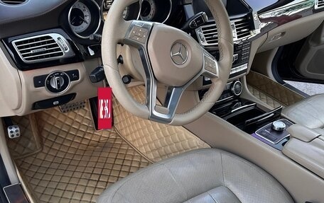 Mercedes-Benz CLS, 2012 год, 2 300 000 рублей, 20 фотография