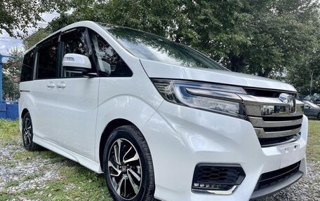 Honda Stepwgn IV, 2021 год, 1 890 000 рублей, 6 фотография