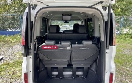 Honda Stepwgn IV, 2021 год, 1 890 000 рублей, 8 фотография