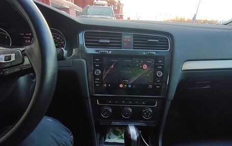 Volkswagen Golf VII, 2019 год, 1 730 000 рублей, 6 фотография