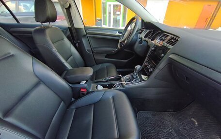 Volkswagen Golf VII, 2019 год, 1 730 000 рублей, 18 фотография