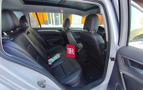 Volkswagen Golf VII, 2019 год, 1 730 000 рублей, 16 фотография