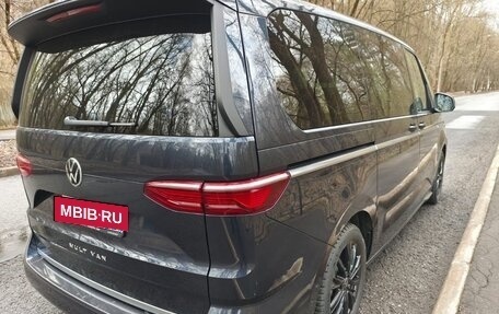 Volkswagen Multivan, 2024 год, 9 450 000 рублей, 6 фотография