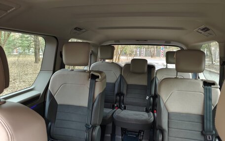 Volkswagen Multivan, 2024 год, 9 450 000 рублей, 20 фотография