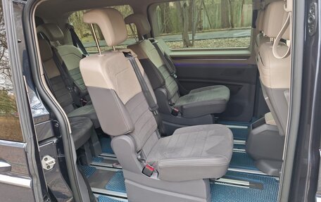 Volkswagen Multivan, 2024 год, 9 450 000 рублей, 14 фотография