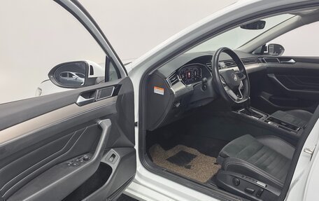 Volkswagen Passat B8 рестайлинг, 2022 год, 2 368 000 рублей, 5 фотография