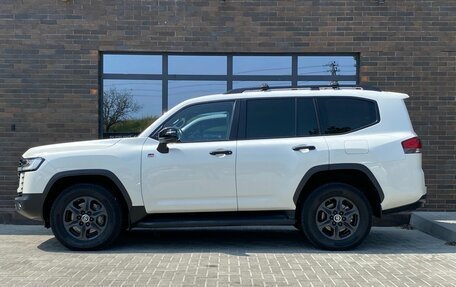 Toyota Land Cruiser, 2021 год, 10 800 000 рублей, 2 фотография