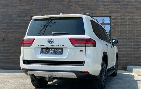 Toyota Land Cruiser, 2021 год, 10 800 000 рублей, 4 фотография