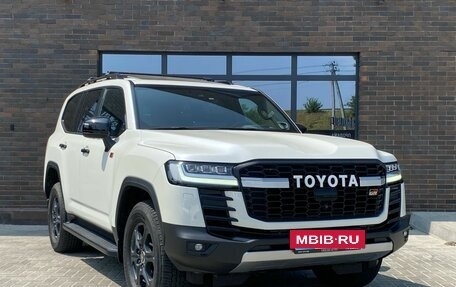 Toyota Land Cruiser, 2021 год, 10 800 000 рублей, 6 фотография