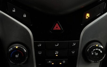 Chevrolet Cruze II, 2012 год, 829 999 рублей, 13 фотография