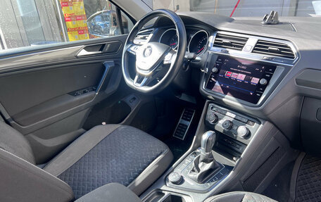 Volkswagen Tiguan II, 2018 год, 2 649 000 рублей, 9 фотография