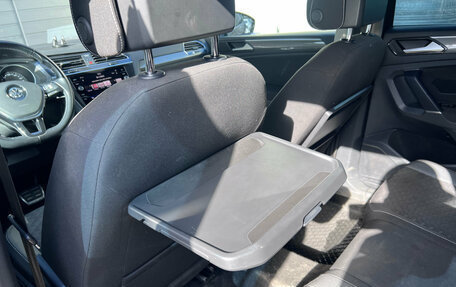 Volkswagen Tiguan II, 2018 год, 2 649 000 рублей, 21 фотография