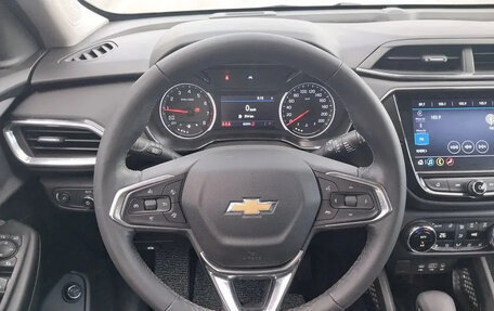 Chevrolet Trax, 2022 год, 1 351 000 рублей, 5 фотография