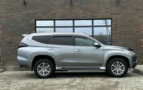 Mitsubishi Pajero Sport III рестайлинг, 2017 год, 2 750 000 рублей, 5 фотография