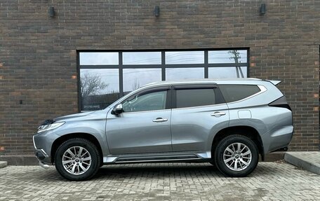 Mitsubishi Pajero Sport III рестайлинг, 2017 год, 2 750 000 рублей, 2 фотография