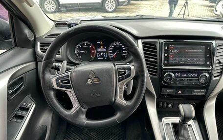 Mitsubishi Pajero Sport III рестайлинг, 2017 год, 2 750 000 рублей, 10 фотография