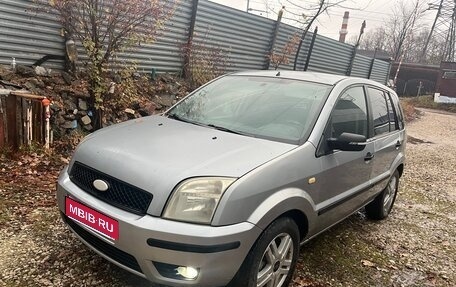 Ford Fusion I, 2005 год, 265 000 рублей, 1 фотография
