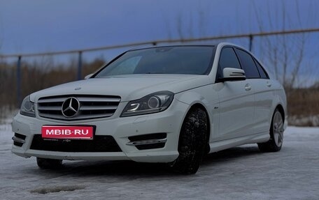 Mercedes-Benz C-Класс, 2011 год, 1 450 000 рублей, 1 фотография
