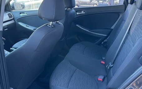 Hyundai Solaris II рестайлинг, 2015 год, 1 130 000 рублей, 11 фотография