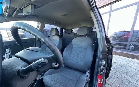 Hyundai Solaris II рестайлинг, 2015 год, 1 130 000 рублей, 10 фотография