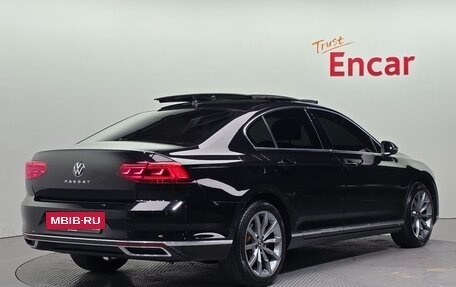 Volkswagen Passat B8 рестайлинг, 2022 год, 2 695 000 рублей, 2 фотография