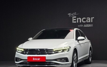 Volkswagen Passat B8 рестайлинг, 2022 год, 2 440 000 рублей, 3 фотография