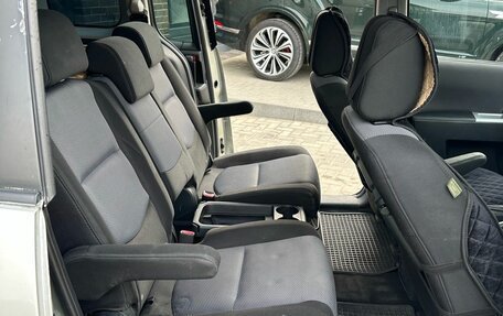 Mazda 5 I рестайлинг, 2006 год, 790 000 рублей, 19 фотография