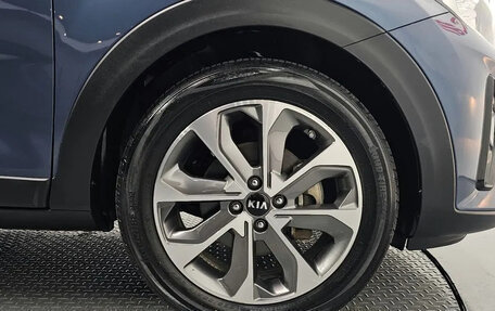 KIA Stonic, 2022 год, 1 621 000 рублей, 3 фотография