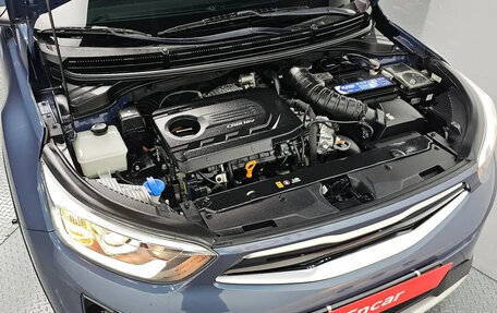 KIA Stonic, 2022 год, 1 621 000 рублей, 4 фотография