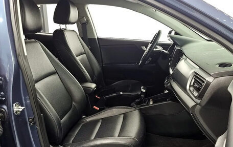 KIA Stonic, 2022 год, 1 621 000 рублей, 7 фотография