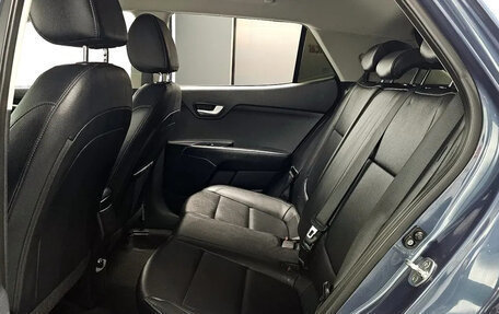 KIA Stonic, 2022 год, 1 621 000 рублей, 9 фотография