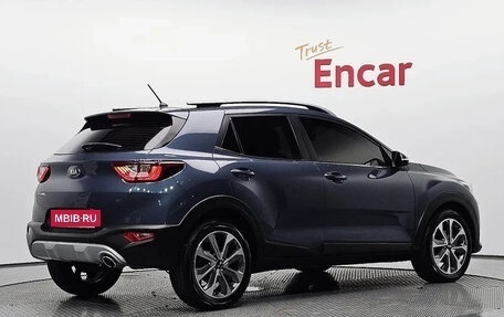 KIA Stonic, 2022 год, 1 621 000 рублей, 2 фотография