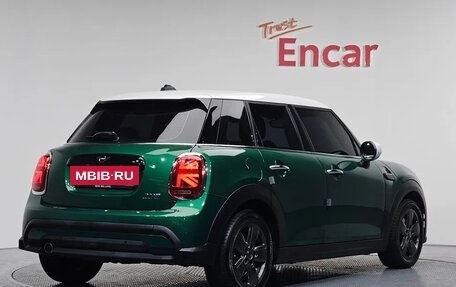 MINI Hatch, 2022 год, 1 814 000 рублей, 2 фотография