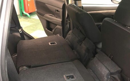 Mitsubishi Outlander III рестайлинг 3, 2012 год, 970 000 рублей, 5 фотография