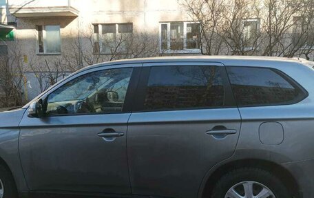 Mitsubishi Outlander III рестайлинг 3, 2012 год, 970 000 рублей, 8 фотография