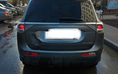 Mitsubishi Outlander III рестайлинг 3, 2012 год, 970 000 рублей, 11 фотография