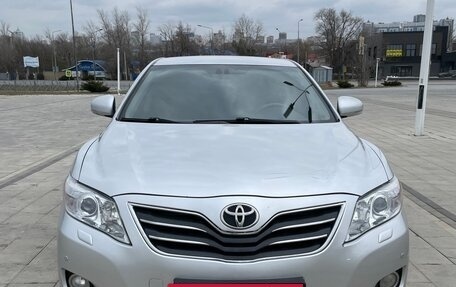 Toyota Camry, 2010 год, 1 200 000 рублей, 10 фотография