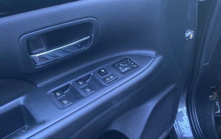 Mitsubishi Outlander III рестайлинг 3, 2022 год, 3 500 000 рублей, 10 фотография