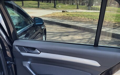 Volkswagen Passat B8 рестайлинг, 2019 год, 2 290 000 рублей, 15 фотография