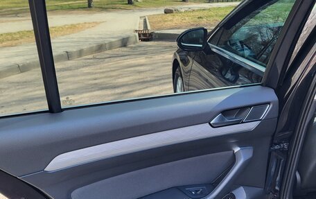 Volkswagen Passat B8 рестайлинг, 2019 год, 2 290 000 рублей, 14 фотография
