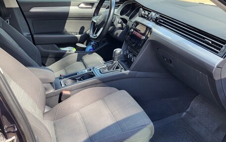 Volkswagen Passat B8 рестайлинг, 2019 год, 2 290 000 рублей, 10 фотография