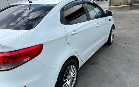 KIA Rio III рестайлинг, 2016 год, 1 100 000 рублей, 4 фотография