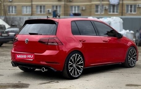 Volkswagen Golf GTI VII, 2018 год, 3 999 999 рублей, 8 фотография