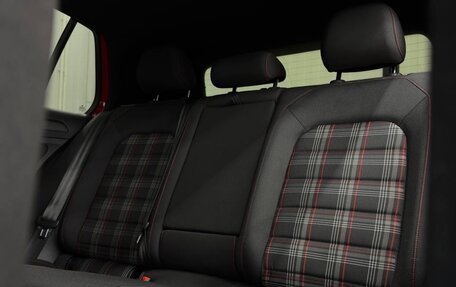 Volkswagen Golf GTI VII, 2018 год, 3 999 999 рублей, 23 фотография