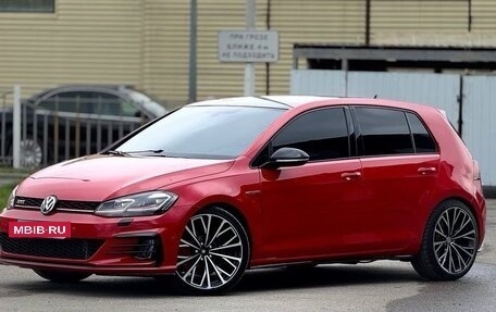 Volkswagen Golf GTI VII, 2018 год, 3 999 999 рублей, 33 фотография