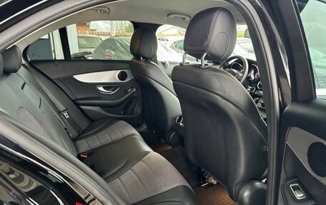 Mercedes-Benz C-Класс, 2018 год, 2 000 000 рублей, 23 фотография