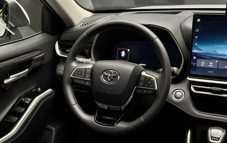 Toyota Highlander, 2025 год, 5 550 000 рублей, 10 фотография