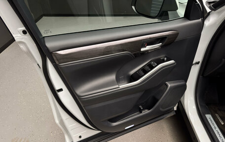 Toyota Highlander, 2025 год, 5 550 000 рублей, 15 фотография