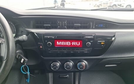 Toyota Corolla, 2013 год, 1 050 000 рублей, 10 фотография